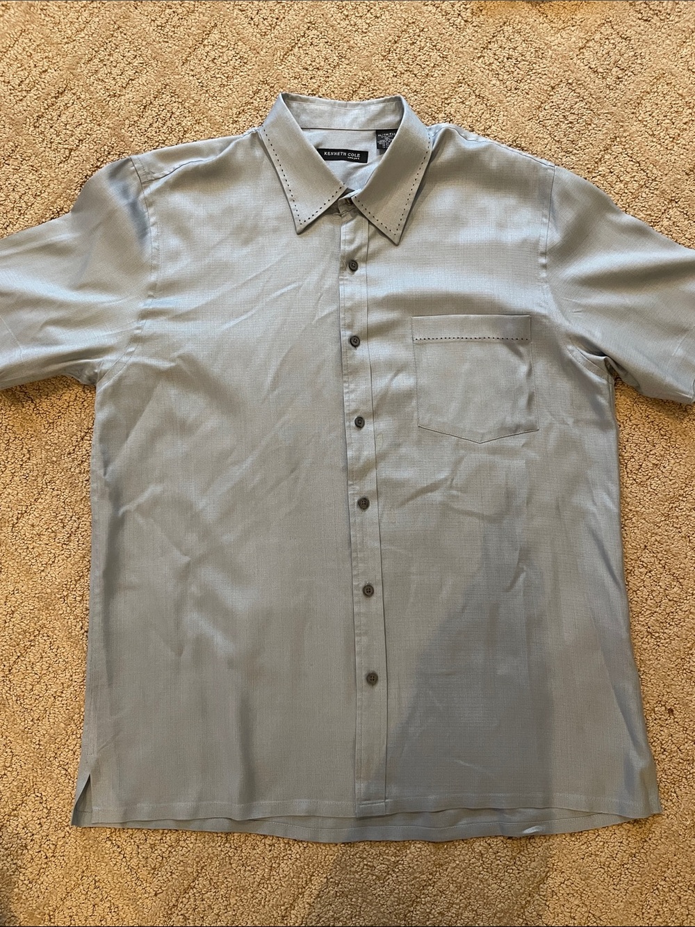Kenneth Cole Men’s Light Gray Short-Sleeve Dress Shirt with Point Collar